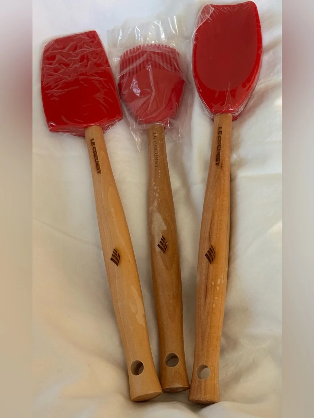 Le Creuset Silicone Spatula Set Red Cherry Wood Handle Kitchen Utensils Set of 3